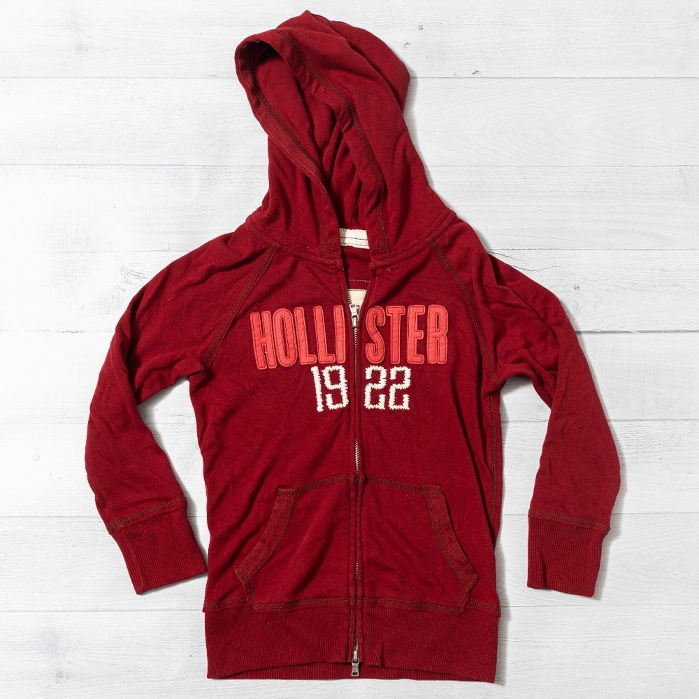 Hollister 1922 Red Hoodie - Vintage!!